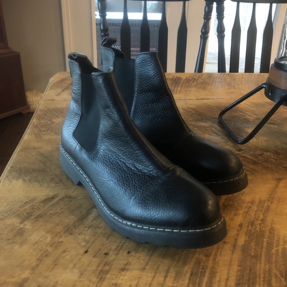 black ankle boots.